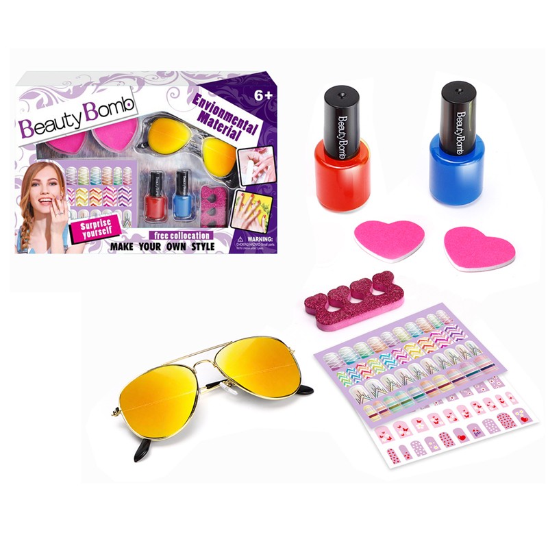 Beauty Bomb Art Nail Set With Sunglasses (666-14)